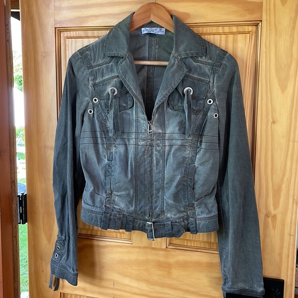 Made in Italy jacket in neutral dark olive green. Grommets, stitching, pockets - Picture 6 of 6